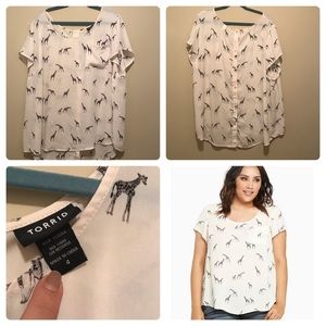 Torrid Size 4 Giraffe Print Shirt